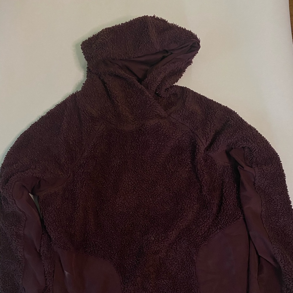 Fuzzy Burgundy Nike Hoodie with Pockets